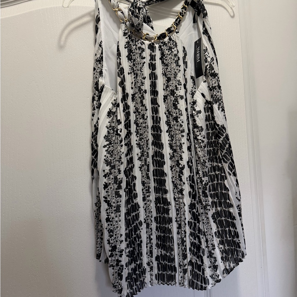 White House Black Market Black and White Patterned Blouse